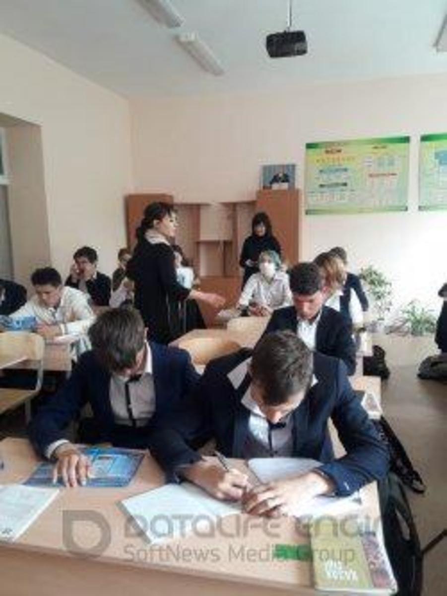 Профориентация с 9-11 классами из университета "Казахский путей сообщения"