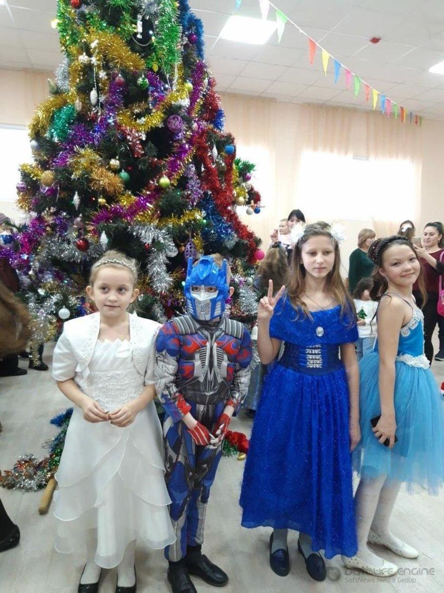 Новогодние утренники 