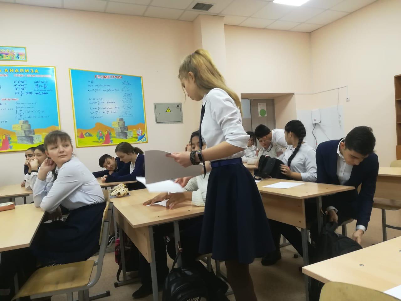 Эссе "Как я проведу день без интернета" Конкурс рисунков "Как я провел день без интернета"