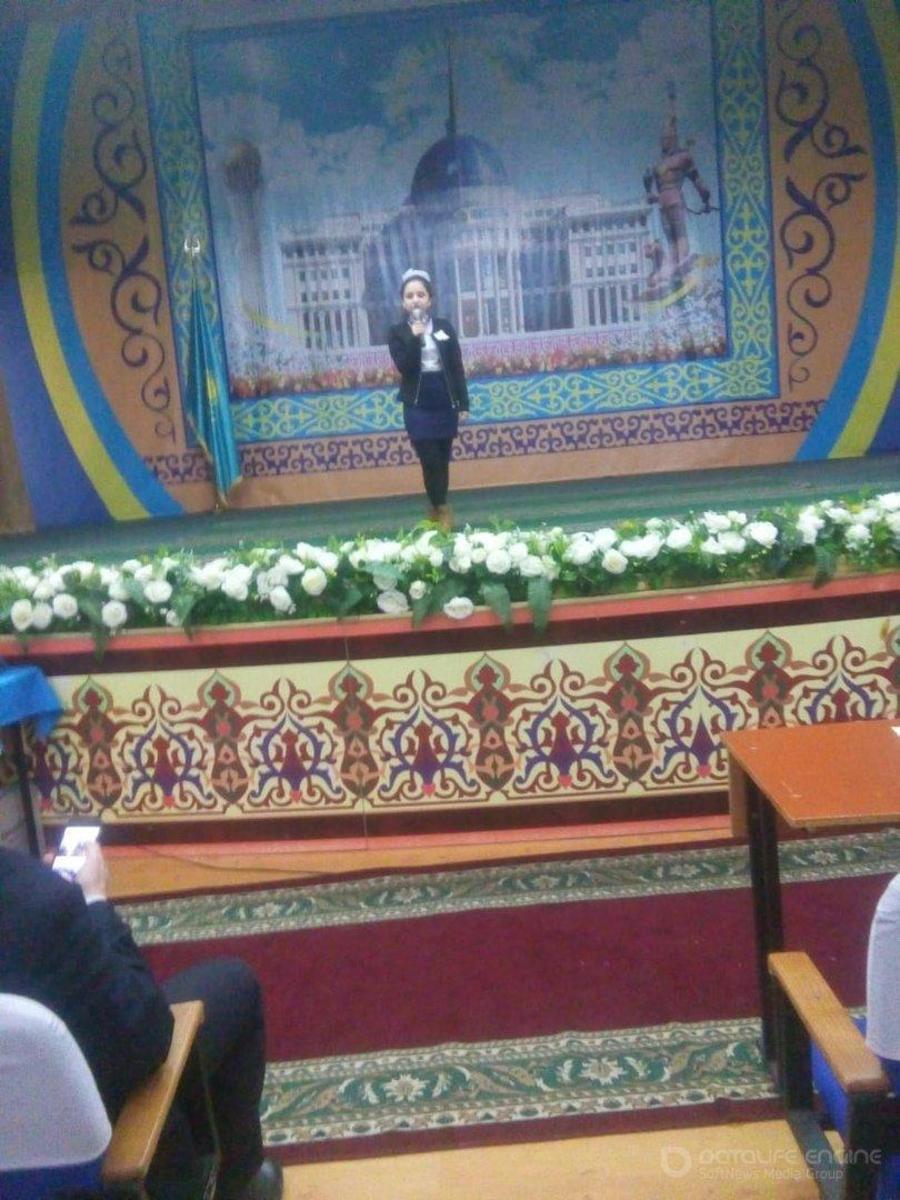 Үшінші Республикалық Мұхтар Шаханов оқуларына қатысып 1 орынға 5 "В" сынып оқушысы Асланова Лале ие болды.