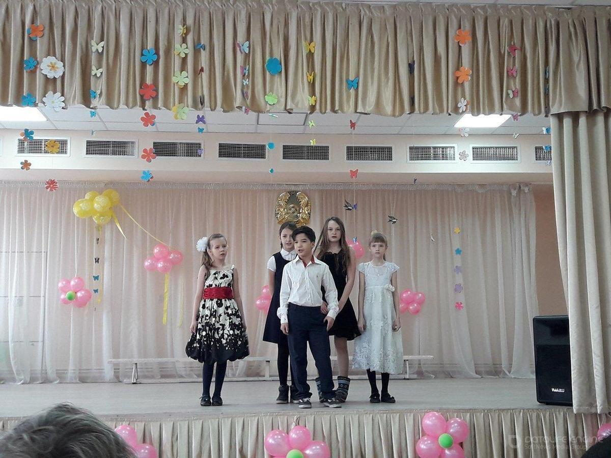 Внеклассное мероприятие «Праздник весны- 8 Марта» 5 классов