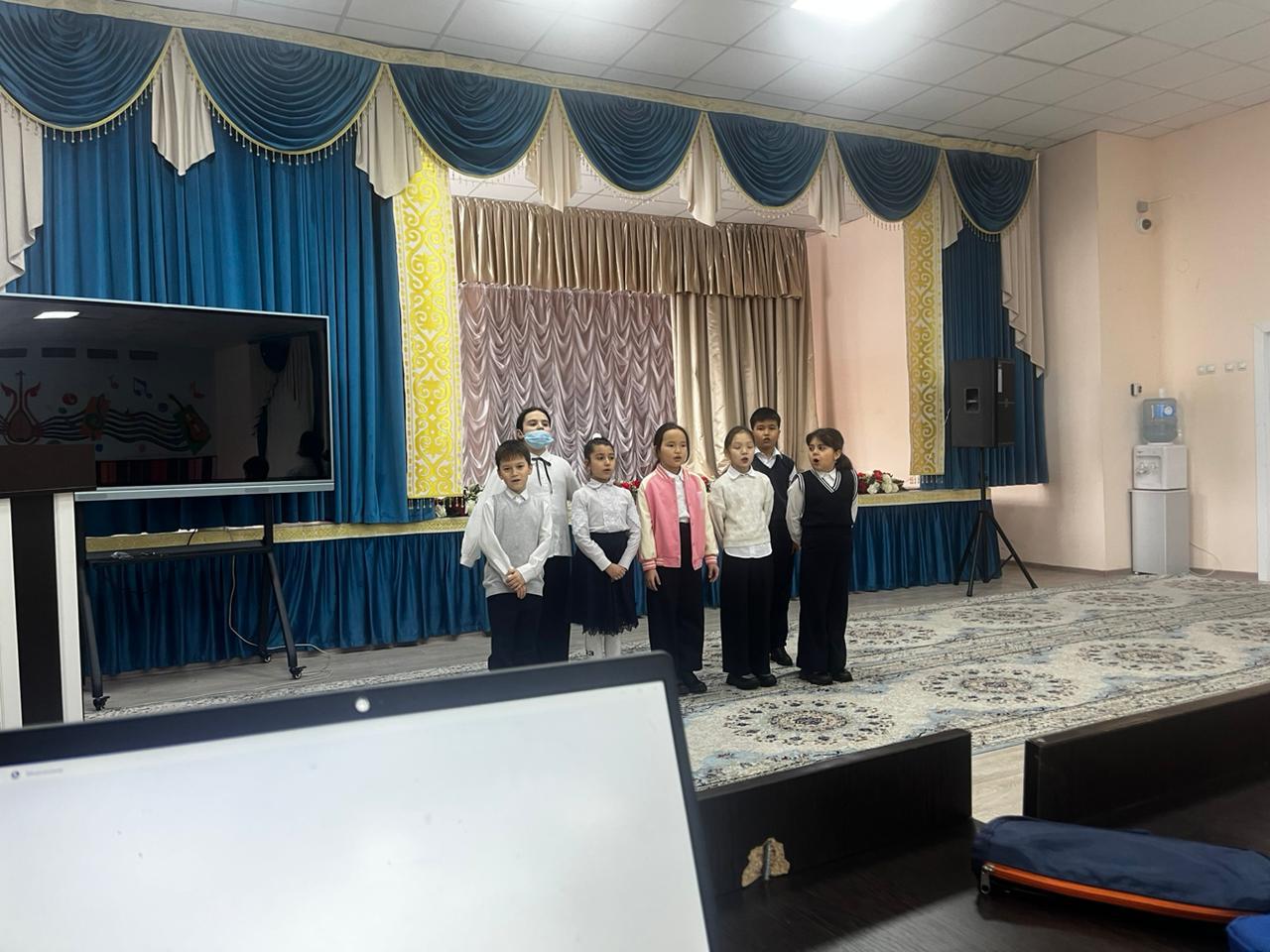 Хор үйірмесі / Хоровой кружок