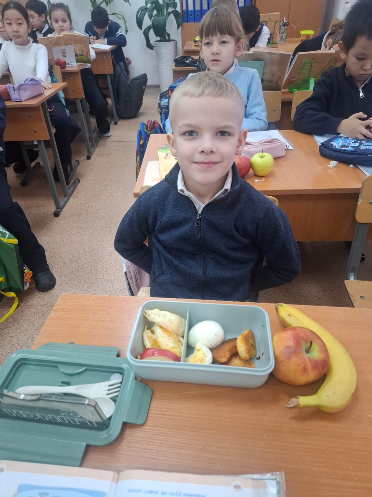 «Менің мектептегі пайдалы тіскебасарым» тақырыбындағы сынып сағаты/Классный час на тему "Мой полезный перекус в школе"