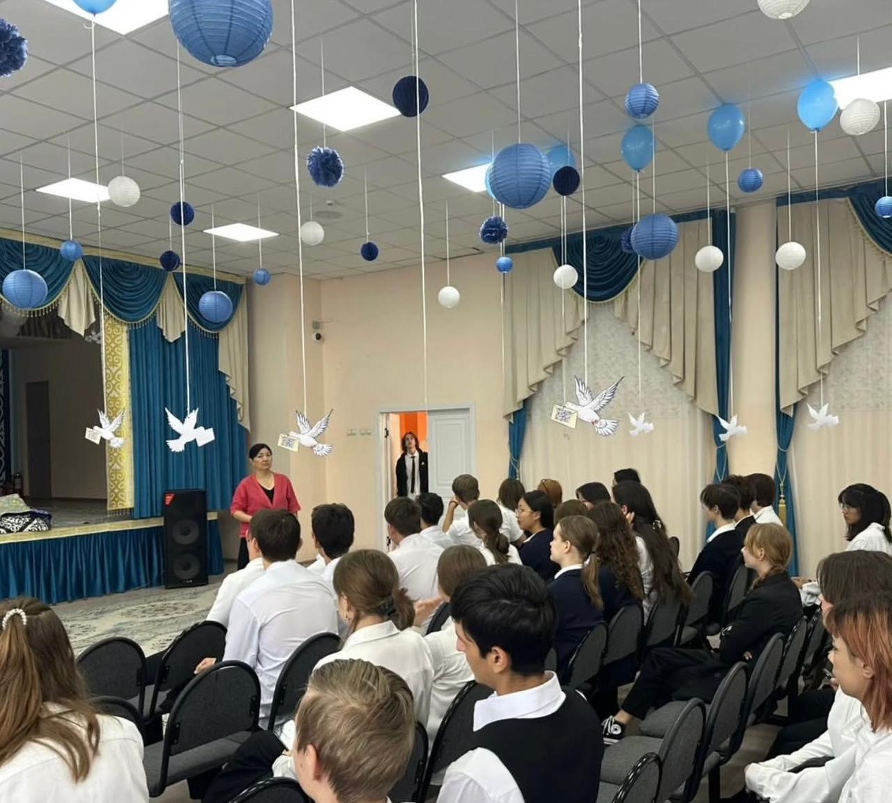 3 қазанда дублёрлермен жиналыс өтіп, Өзін-өзі басқару күнін өткізу мәселелері қарастырылды/3 октября состоялось собрание с дублёрами по вопросам проведения Дня самоуправления.